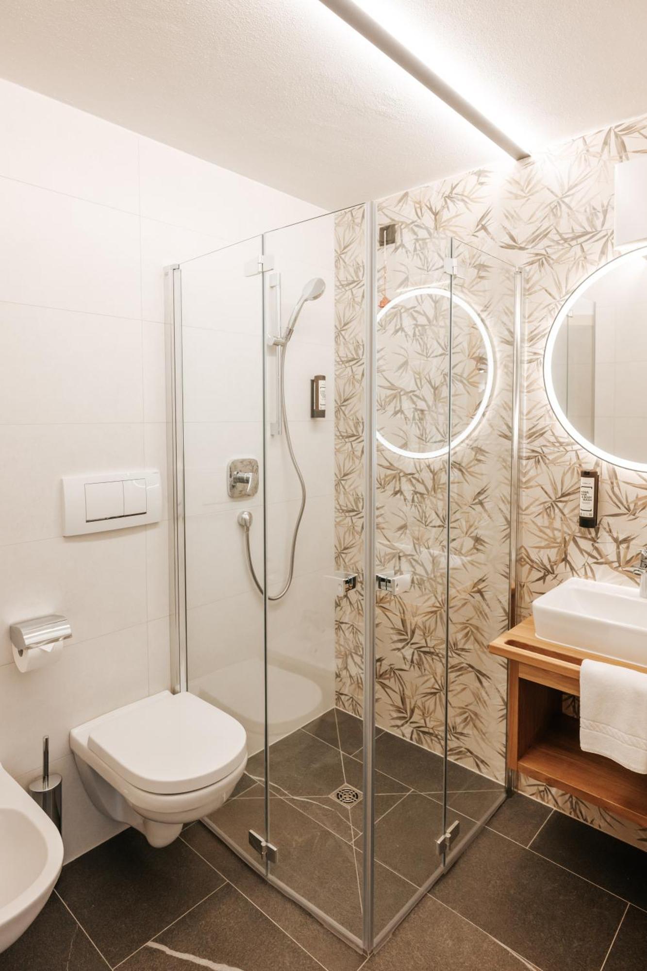 Hotel Tannenhof Брунико Екстериор снимка