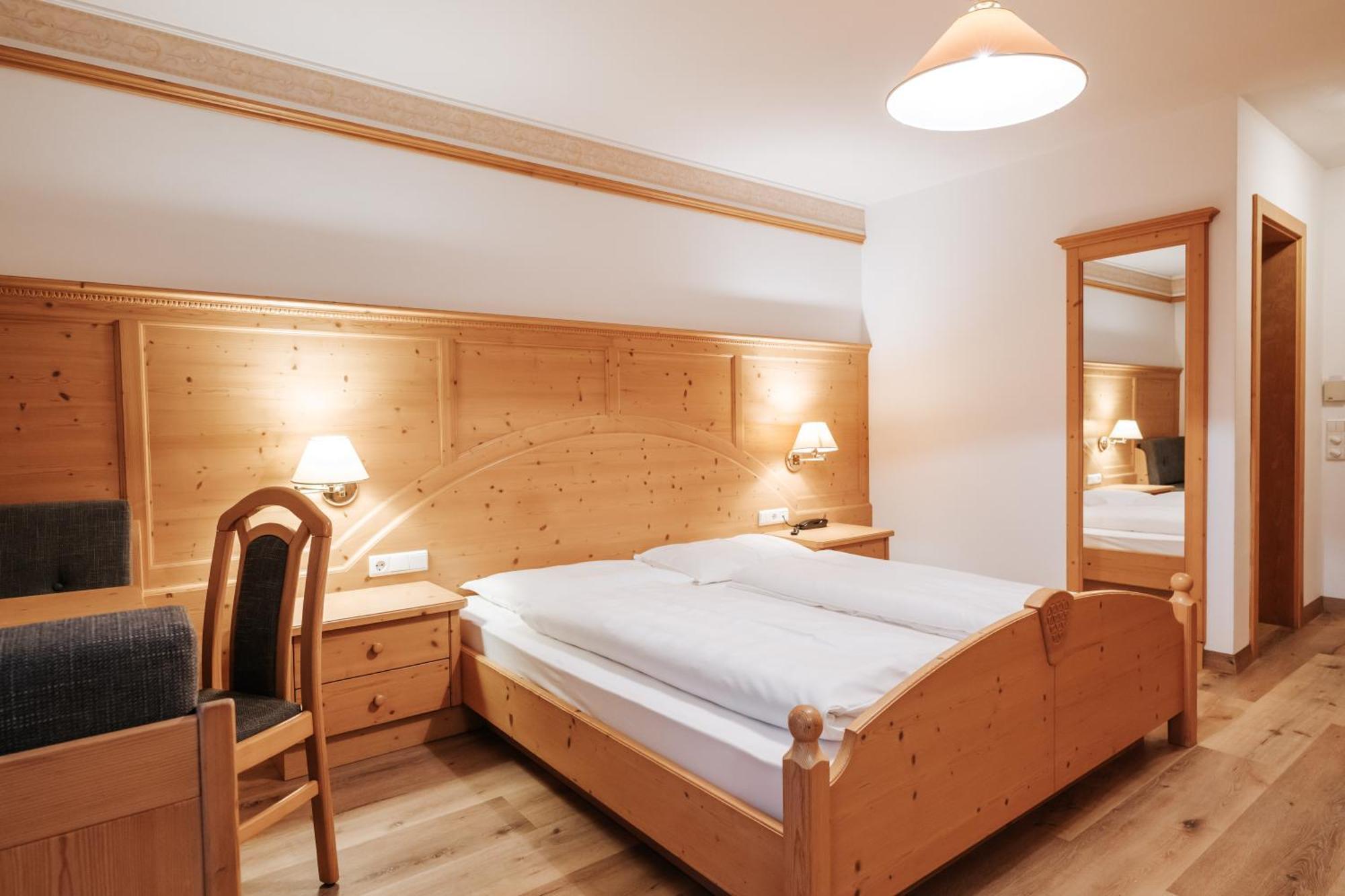 Hotel Tannenhof Брунико Екстериор снимка